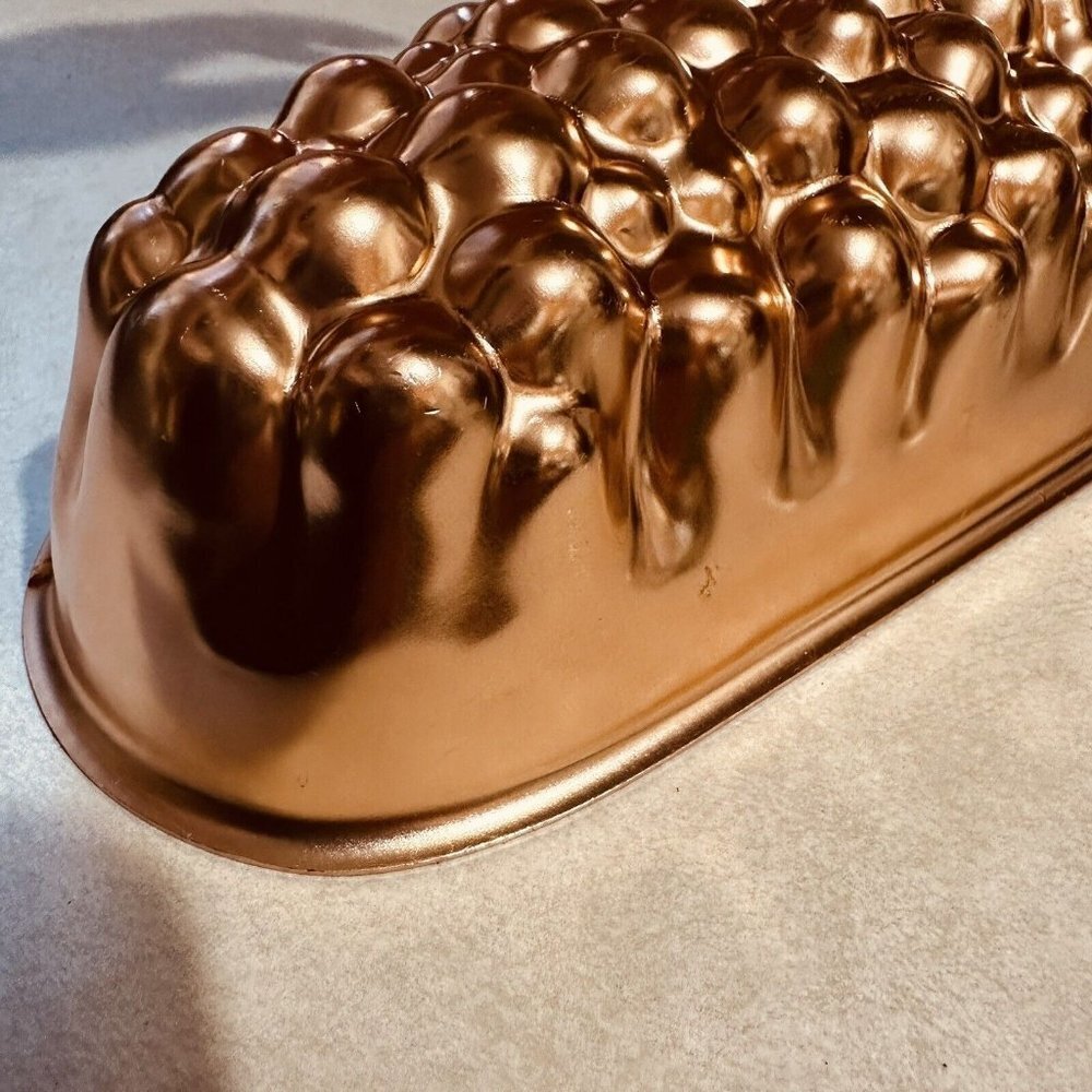 Copper Color Aluminum Grapes Design Jello Mold Wall Hanging Farmhouse Décor 4Cup - Picture 10 of 13